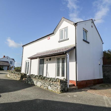 Bay View Villa Holyhead Exteriör bild