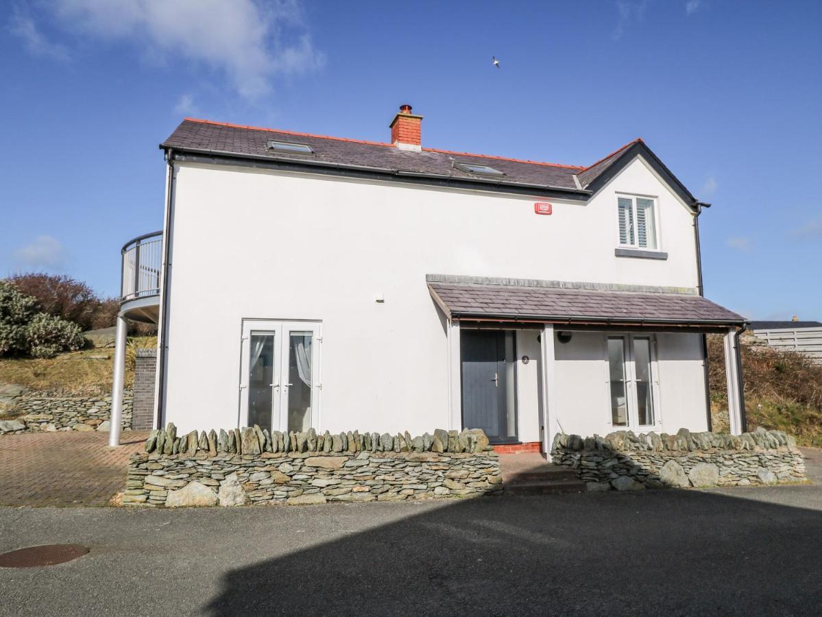 Bay View Villa Holyhead Exteriör bild