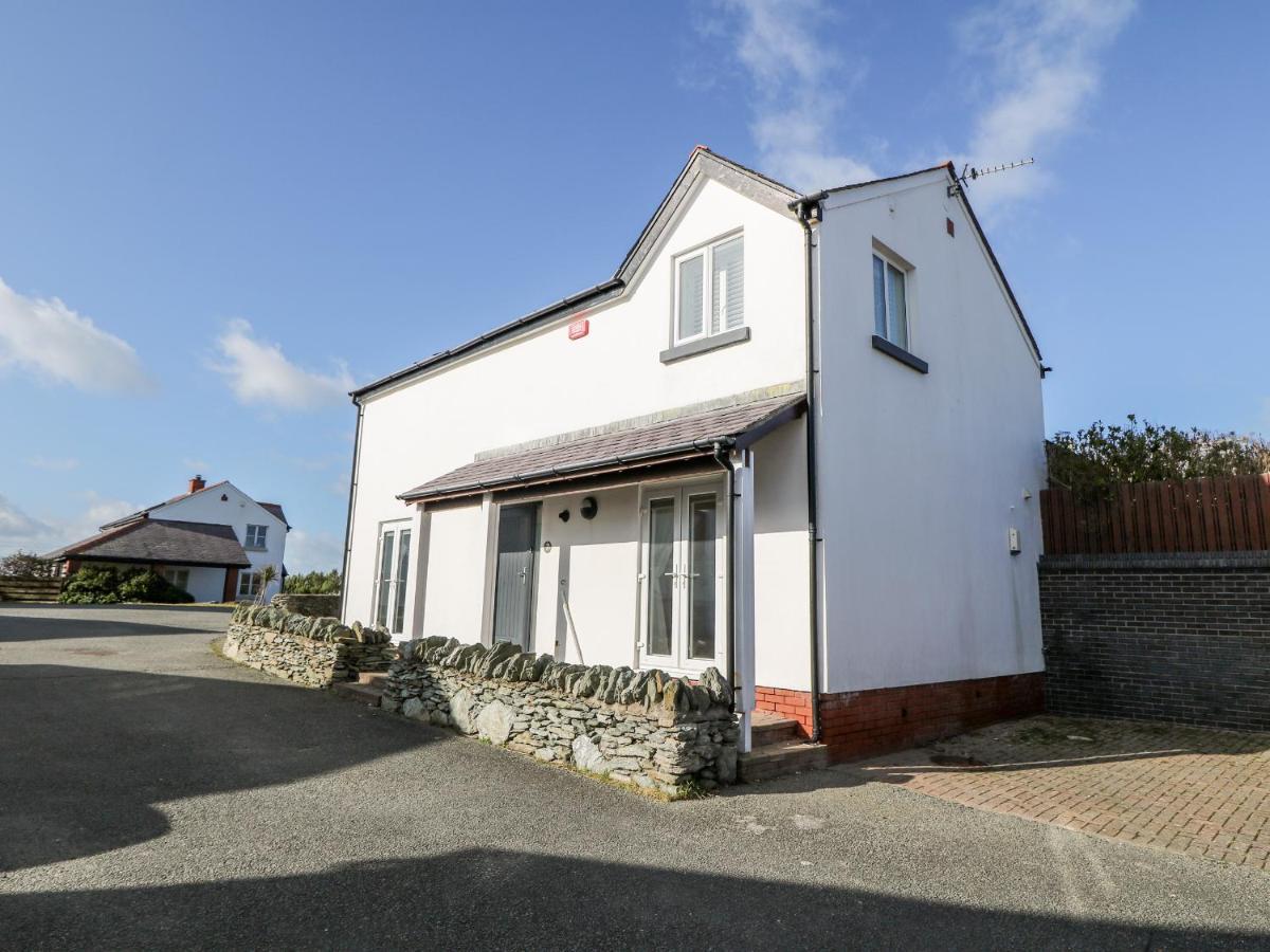 Bay View Villa Holyhead Exteriör bild